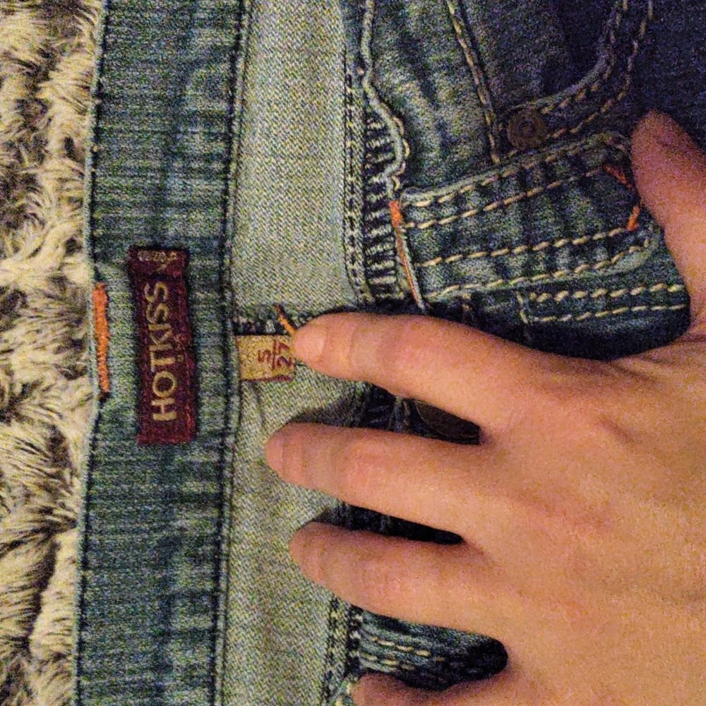 Jeans - Picture 3 of 3